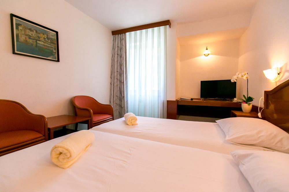 Istarske Toplice Health Spa Resort - Mirna Ливаде Экстерьер фото